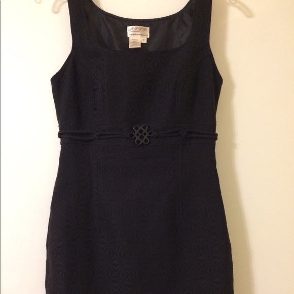 MSRP Dresses & Skirts - MSRP DRESS jacquard, 34 in from shoulder, lined